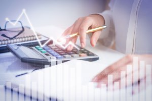 Com a redução da taxa Selic, franquias financeiras se tornam um ótimo investimento