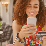 Cartão de crédito consignado: aproveite os benefícios de crédito com parcelas descontadas diretamente da sua folha de pagamento.