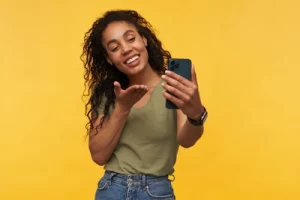 Antecipar o saque aniversário vale a pena?