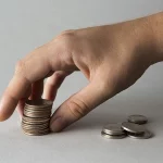 O salário mínimo de 2026 é de R$ 1.621. Veja quanto aumenta a margem consignável, o limite do empréstimo e como aproveitar com a Empresta.