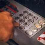 BPC/LOAS: é permitido ter bens ou conta em banco?